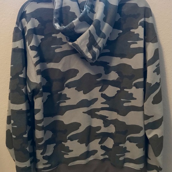 NEVER WORN NO TAGS ATTACHED Fashion Nova Camo Set - Picture 4 of 7